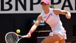 Iga Świątek secures spot in Rome Open semifinals with victory over Madison Keys