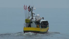 Kuter zatonął na Bałtyku. Trwają poszukiwania jednego z rybaków