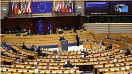 Czy Bruksela może zamrozić środki państw UE? fot. Getty Image/Dursun Aydemir