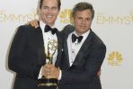 Matt Bomer i Mark Ruffalo cieszyli się z wygranej „Odruchu serca” – najlepszego filmu telewizyjnego (fot. PAP /EPA)