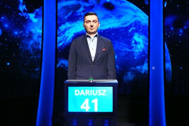Dariusz Kozłowski - zwycięzca 8 odcinka 106 edycji "Jeden z dziesięciu"