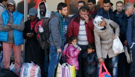 Szef niemieckiego MSW: Muzułmanie muszą żyć z nami, nie obok nas lub przeciw nam