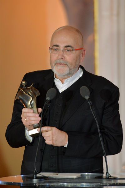 Wiktora odebrał także Michał Kwieciński, producent serialu „Czas honoru” (fot. I. Sobieszczuk/TVP)