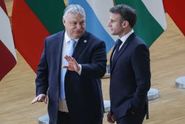 Politico: Macron i Orbán przedstawili dwie różne wizje UE, fot. Nicolas Economou/NurPhoto via Getty Images