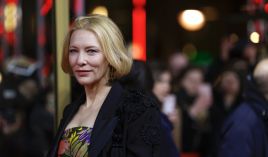 Cate Blanchett podziwia urodę Bradleya Coopera, a konkretnie jego... rzęsy, fot. Getty Images/AUDI AG/Franziska Krug