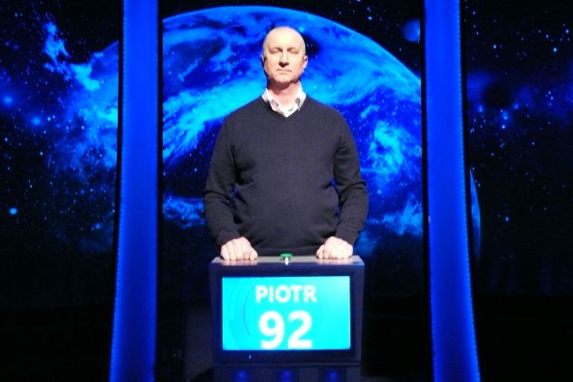 Piotr Łoniewski - zwycięzca 1 odcinka 105 edycji "Jeden z dziesięciu"