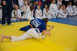 roksana-trenuje-judo-ma-pomaranczowy-pas-fot-grzegorz-fraczek