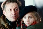 „Tato” (1995) To jeden z bardziej wzruszających filmów polskiego kina, Linda odszedł od wizerunku twardziela i zagrał ojca walczącego o córkę (fot. TVP)