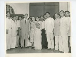 Jan Karski podczas podróży do Azji, 1955, z archiwum MMŁ