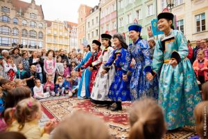 parada-na-wroclawskim-rynku-fot-filip-basara