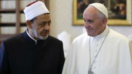 Papież przyjął wielkiego imama z Kairu. „To spotkanie jest przesłaniem”