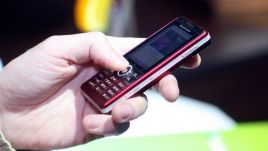 Firma telekomunikacyjna zawiesza sprzedaż telefonów 2G i 3G, fot. BNS/Redas Vilimas
