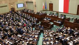 Sejm: kwota wolna od podatku dla najmniej zarabiających wzrośnie do 6,6 tys. zł