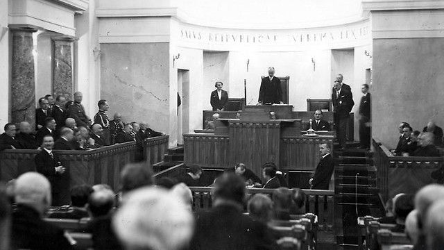 Znalezione obrazy dla zapytania senat II RP