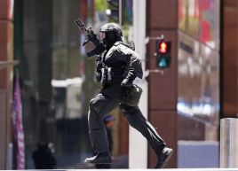Zakładnicy w kawiarni w Sydney. Napastnik to terrorysta z ISIS?