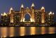 Odwiedzając Dubaj trudno oderwać wzrok od wszechobecnego bogactwa i zdumiewającej architektury (fot. shutterstock)