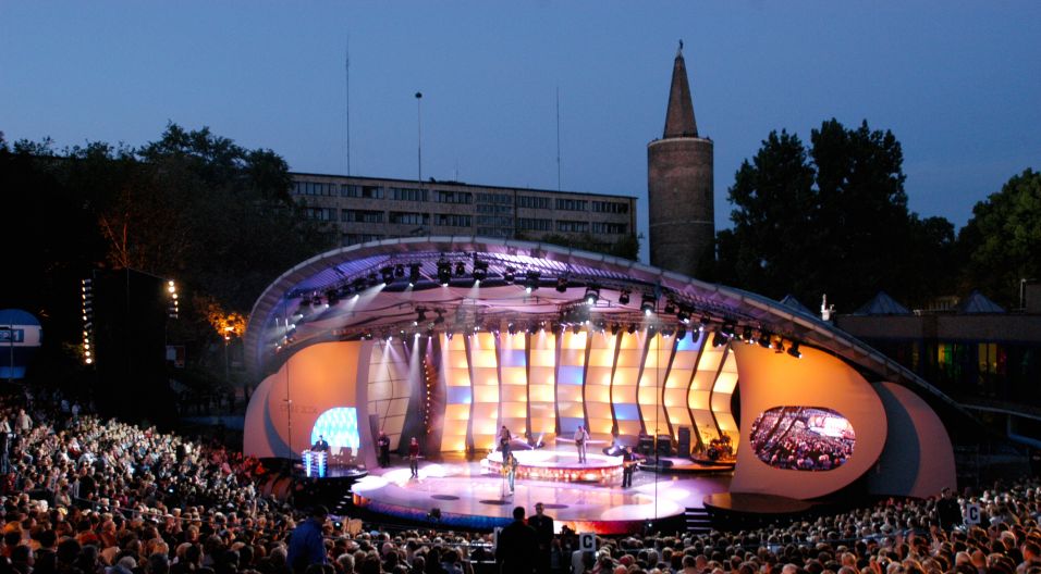 2004 (fot. I. Sobieszczuk/ TVP)