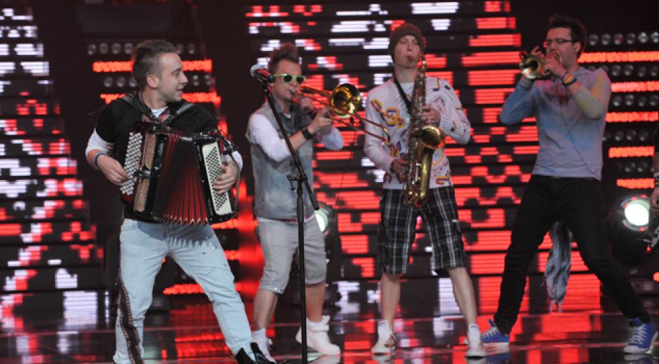 SuperPremierę wyśpiewał zespół Enej (fot. I.Sobieszczuk/TVP)