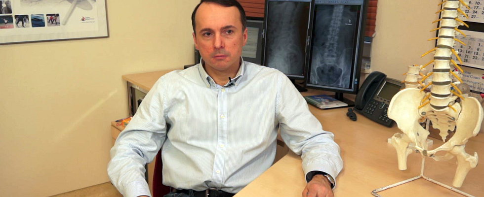 dr Jacek Laskowski (fot. extratime.tvp.pl)