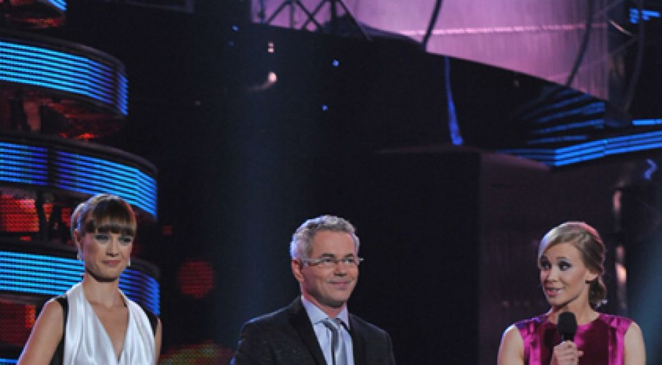 Gospodarze koncertu: Paulina Chylińska, Robert Janowski i Alekandra Rosiak (fot. Ireneusz Sobieszczuk/TVP)