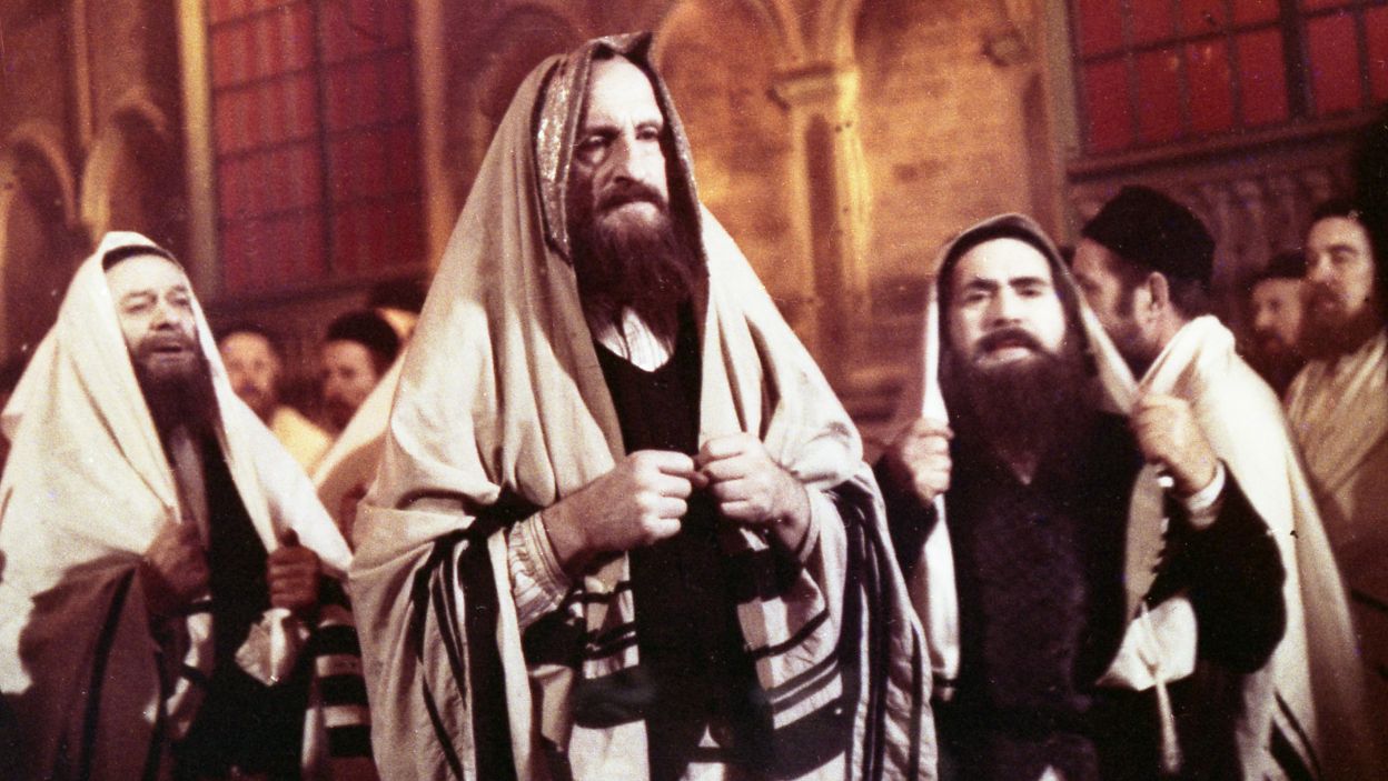 Aktor wielokrotnie grywał za granicą, występował w filmach niemieckich, węgierskich, czeskich czy szwedzkich (Kadr z filmu „Austeria”, fot. TVP)