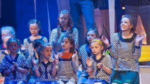 „Dookoła karuzeli, czyli dziecko potrafi”, Teatr Muzyczny w Poznaniu