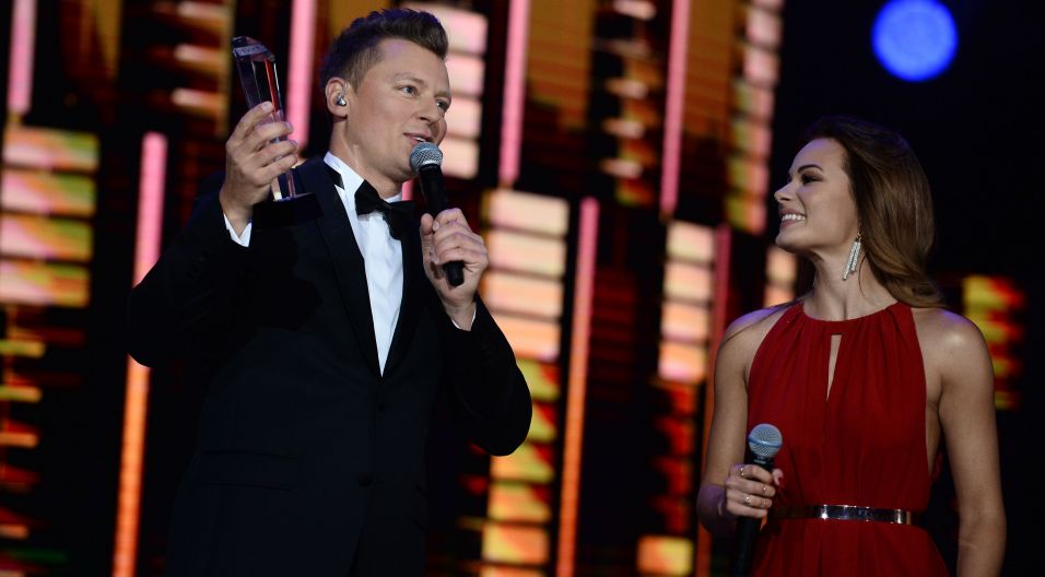 Rafał Brzozowski uhonorowany nagrodą specjalną Programu 1 TVP (fot. TVP)