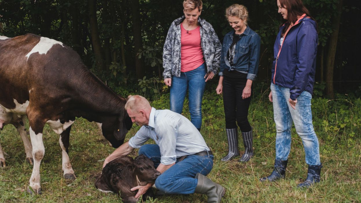 Tymczasem w gospodarstwie pojawił się nowy lokator (fot. TVP)
