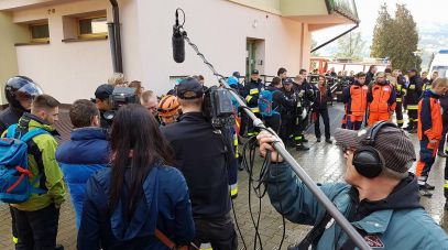 Do akcji rusza Grupa z Myślenic wraz ze służbami medycznymi, policją i strażą pożarną