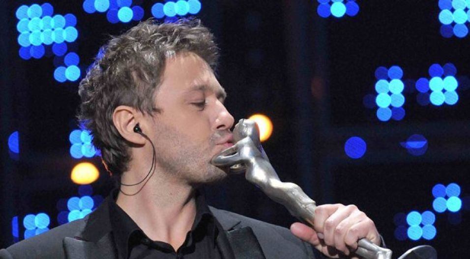 Andrzej Piaseczny na pewno będzie miło wspominał ten festiwal - artysta zdobył aż trzy Superjedynki! (for. Jan Bogacz/TVP)