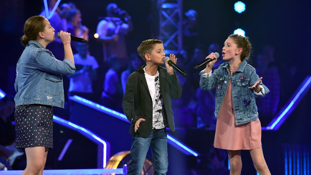 To była bitwa na głosy, ale miła i kulturalna .Takie bitwy chcemy oglądać! Emilka, Eryk i Olivia wykonali utwór, który wcześniej wykonywała sama Edyta Górniak. Czy to ułatwiło im zadanie? (Fot. I. Sobieszczuk/TVP)