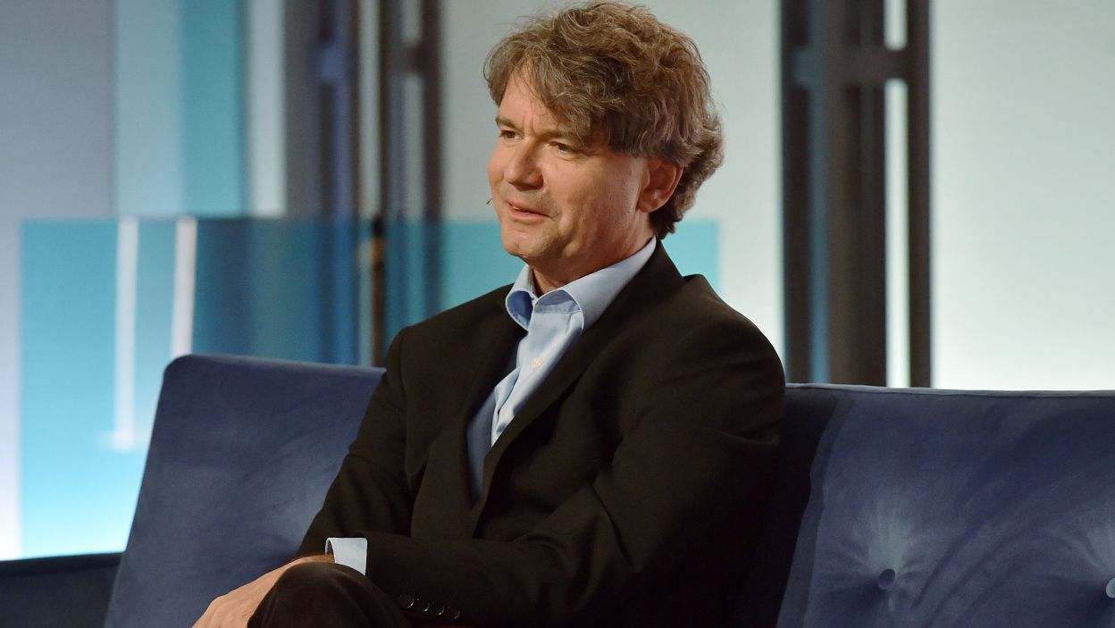 Paweł Kowalski - muzyk, pianista i komentator konkursów. (fot. Ireneusz Sobieszczuk/ TVP)