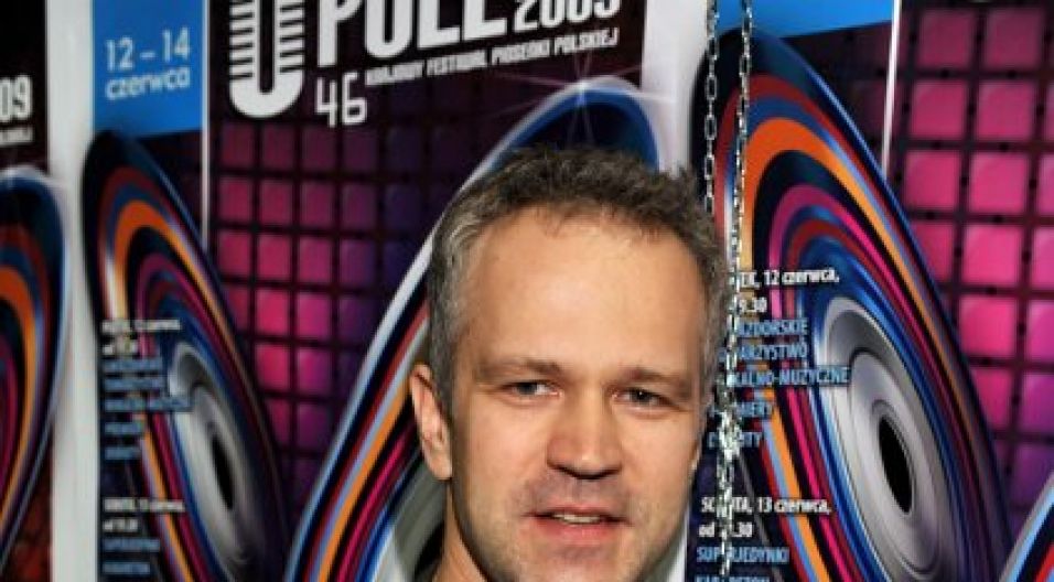 Czy śpiewa tak samo dobrze jak gra? Być może opolska publiczność będzie miała szansę sprawdzić to w przyszłości (fot. Jan Bogacz