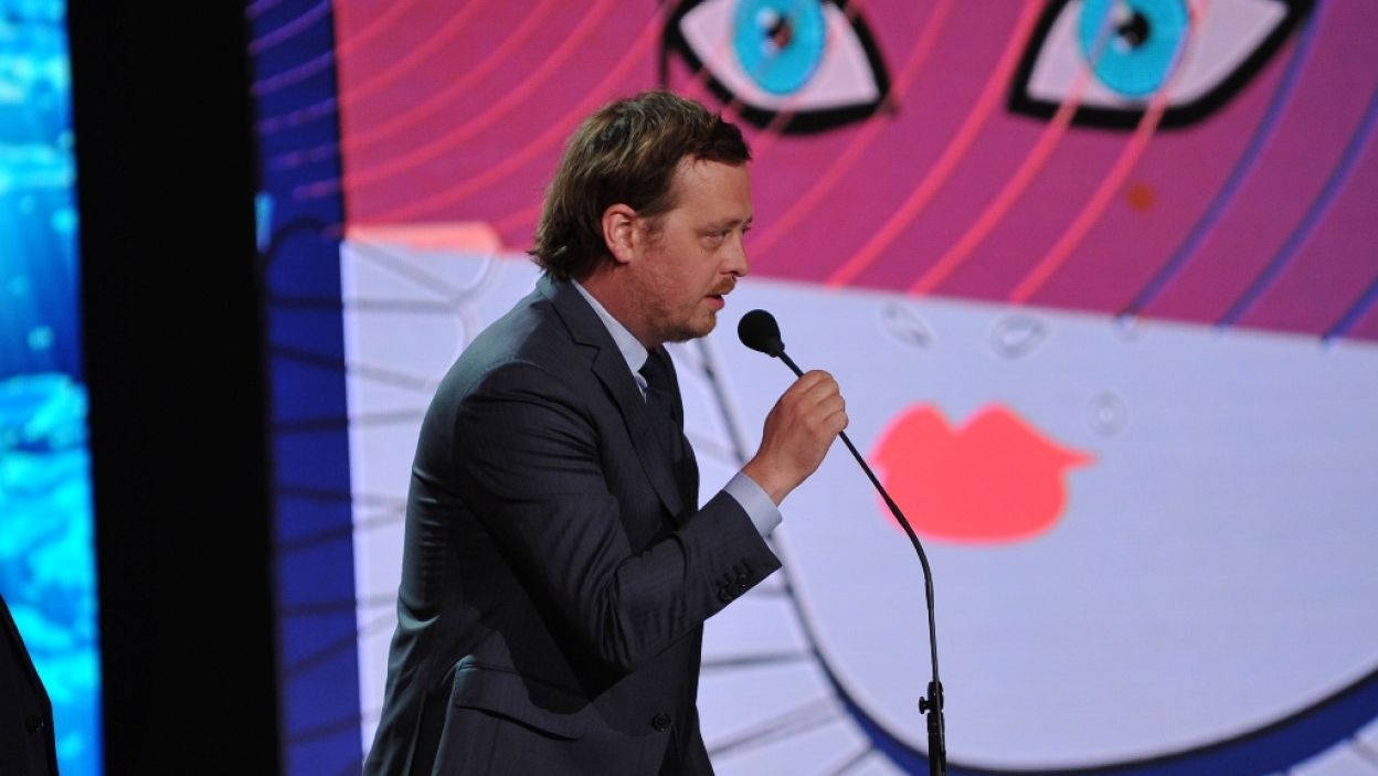 Jan Holoubek, reżyser i operator, zwykle staje po drugiej stronie kamery. Artysta odebrał nagrodę za zdjęcia w spektaklu Teatru TV (fot. N. Młudzik/TVP)