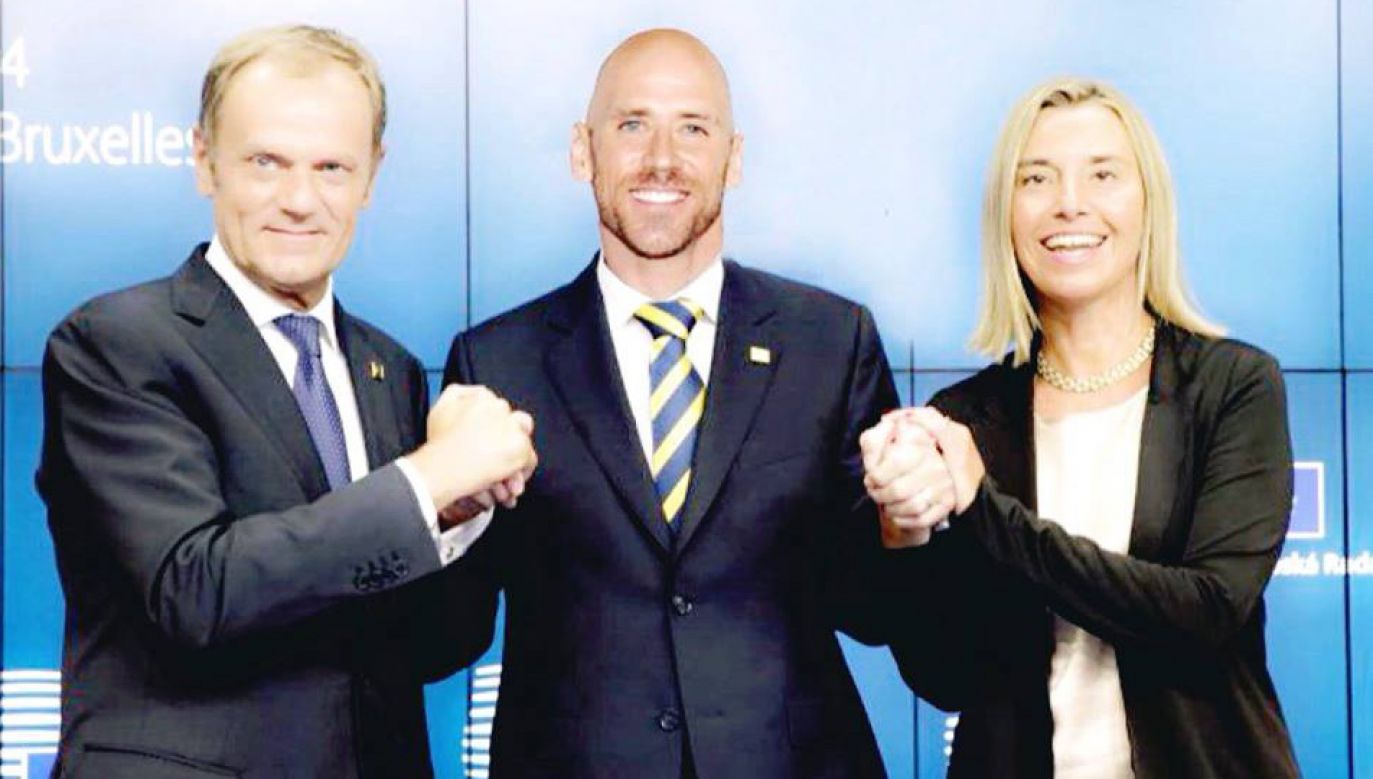 „Amerykański generał” okazał się być aktorem porno (fot. fb/Kuf Drahrepus)