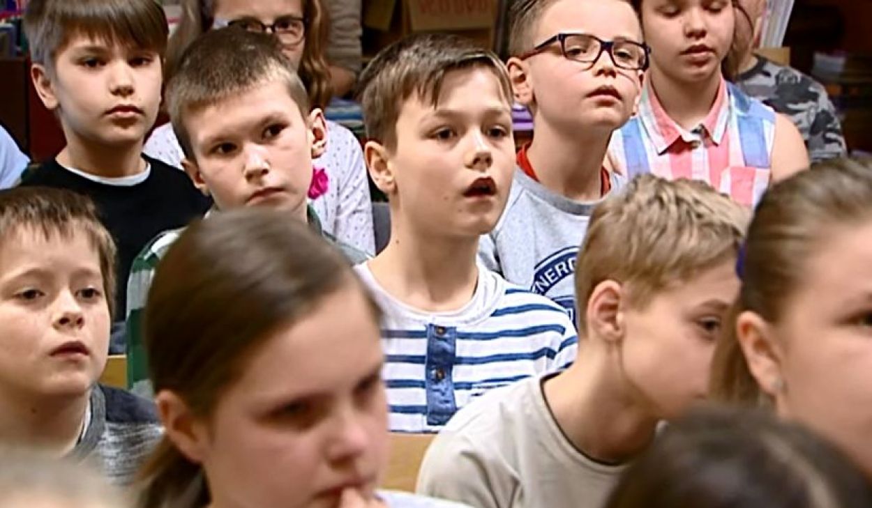 Porozumienie ponad podziałami w „Chłopcach z Placu Broni