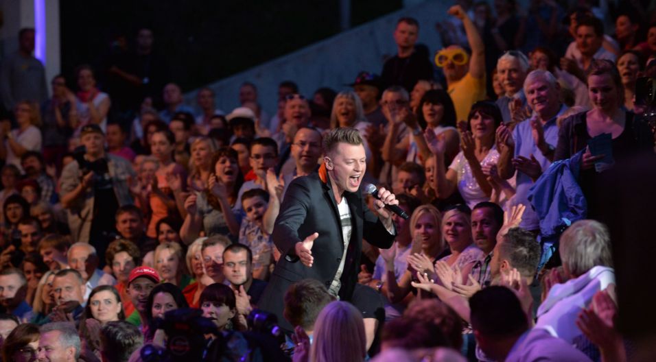Rafał Brzozowski był „Tak blisko” opolskiej publiczności, dzięki temu został SuperArtystą (fot. I. Sobieszczuk/TVP)