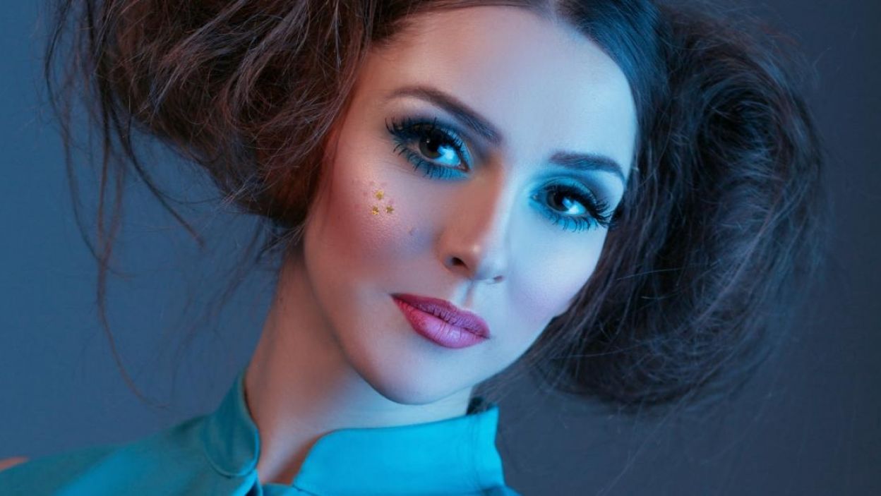 Jana Burceska, Macedonia, jest ambasadorką UNICEF, wzięła udział w ponad 60 imprezach na rzecz równych praw, na Eurowizji zaśpiewa piosenkę „Dance Alone” (fot. Eurovision.tv)