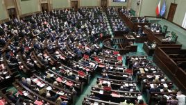 Sejm w środę debatował nad sprawozdaniem komisji spraw zagranicznych (fot. PAP/Tomasz Gzell)