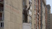 Statue of Bill Clinton in Pristina, Kosovo, 2013. Photo: Fanny Schertzer, Wikimedia Commons