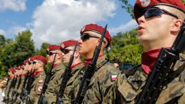 Polish soldiers during the commencement ceremony of the EU Battle Group's duty in 6th Logistics Battalion in Kraków. Photo: Dominika Zarzycka/SOPA Images/LightRocket via Getty Images.