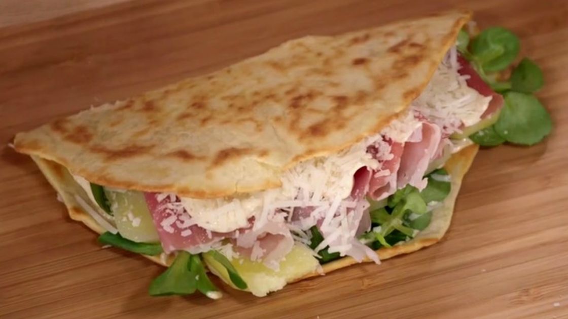 Przepis dnia Włoska piada z ziemniakami i speckiem programy, Oglądaj na TVP VOD