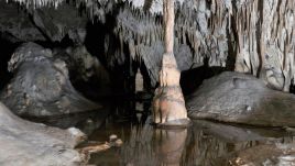 The cave was discovered accidentally by high school students in 1964. Photo: WikiCommons/Lvde7