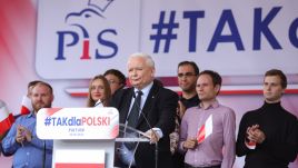Jarosław Kaczyński, the leader of the Law and Justice party, speaks at the party's convention in Pułtusk. Photo: PAP/Rafał Guz
