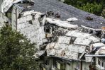 Zerwany dach na bloku przy ul. Okrzei 1 na bydgoskim Błoniu (fot. nadesłane Collkulka)