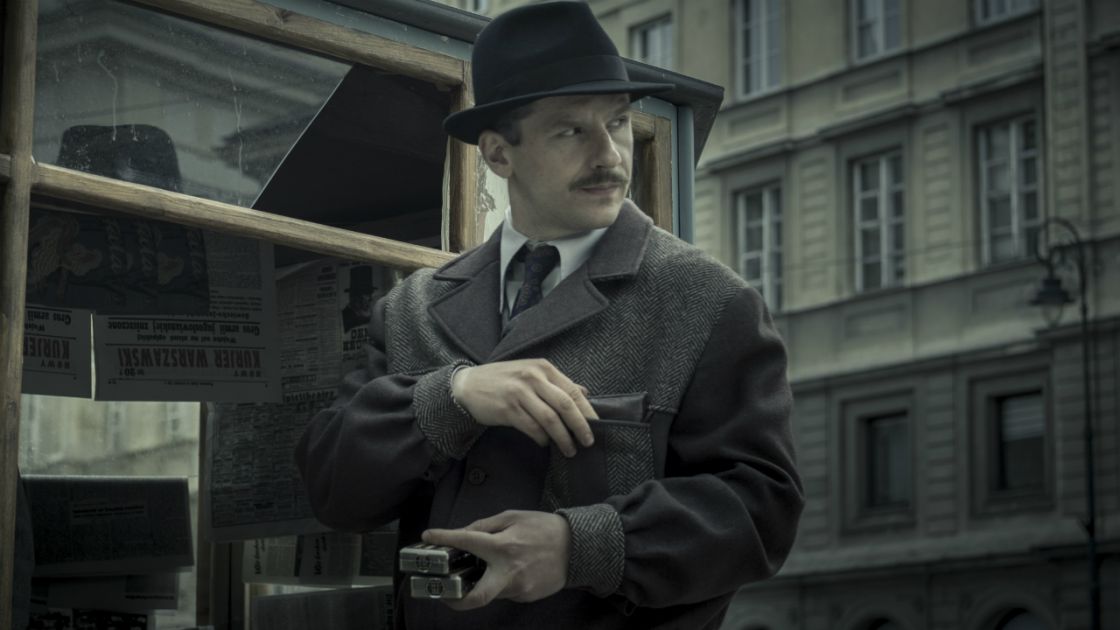 Nikos Chadzinikolau Bogowie I Ludzie Ludzie i bogowie: odc. 8 – Żelazny Ernst - serial telewizyjny, Oglądaj