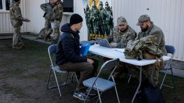 Recruitment takes place through the official website of the Ukrainian Legion, a recently established Ukrainian volunteer military unit, or through Ukrainian consulates and embassies. Illustrative photo by Serhii Mykhalchuk/Global Images Ukraine via Getty Images