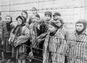 Дети в концлагере Аушвиц. Фото: Belarusian State Archive of Documentary Film and Photography