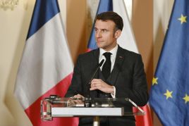 „Le Monde": według Macrona może dojść do przesunięcia frontu pod Kijów i Odessę, fot. Tomas Tkacik/SOPA Images/LightRocket via Getty Images