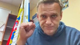 Rosyjski opozycjonista Aleksjiej Nawalny  został aresztowany po powrocie do Moskwy z USA (fot. PAP/EPA/NAVALNY PRESS TEAM / HANDOUT HANDOUT)